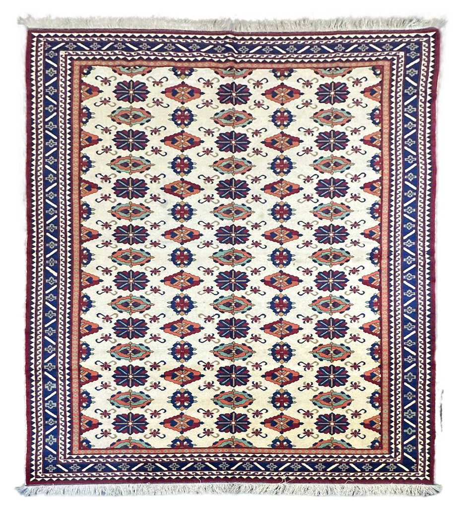 Want Your Interiors to Stand Out? Try These Afghan Wool Rug Styling Ideas