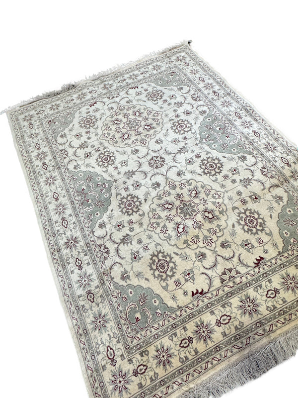 7x5 Authentic Handwoven Rug – Legacy Collection