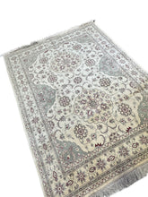 7x5 Authentic Handwoven Rug – Legacy Collection