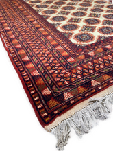 4x6 Traditional Sovereign Rug – Handwoven in Afghanistan