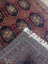 7x5 Authentic Handwoven Rug – Legacy Collection